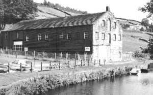 Standedge Visitor Centre